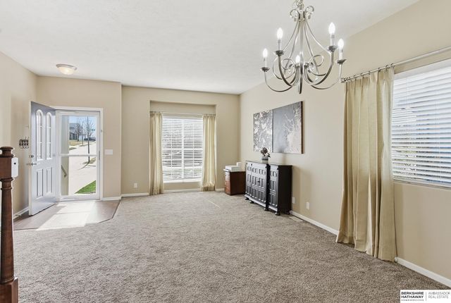 13702 Leona Lane, Bellevue, NE 68123