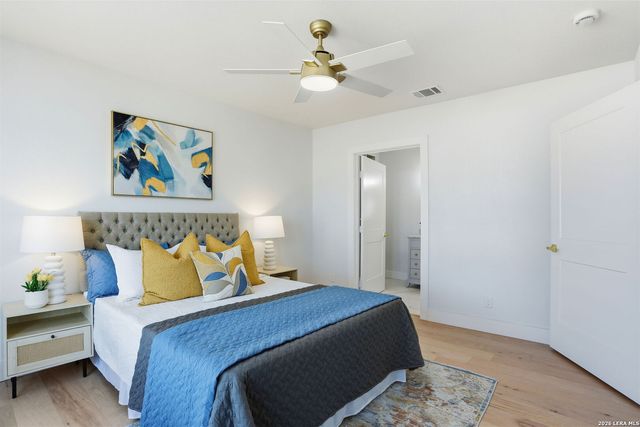 2038 W Woodlawn, San Antonio, TX 78201