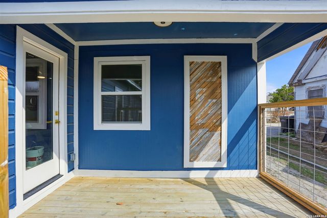 2038 W Woodlawn, San Antonio, TX 78201