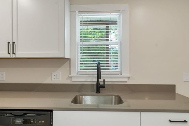 456 N State Street, Concord, NH 03301