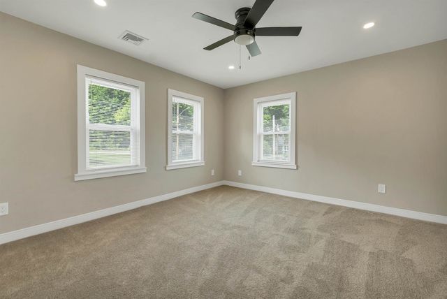 456 N State Street, Concord, NH 03301