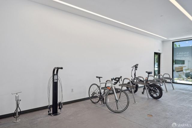 52 Kirkwood Avenue 219, San Francisco, CA 94124