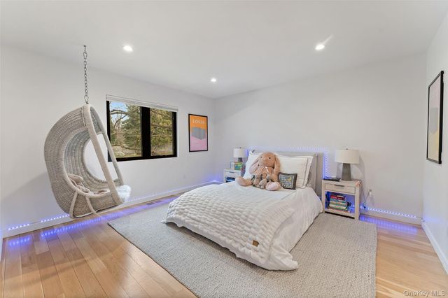 7 Windsong Road, Ardsley, NY 10502