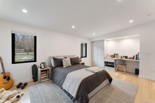 7 Windsong Road, Ardsley, NY 10502