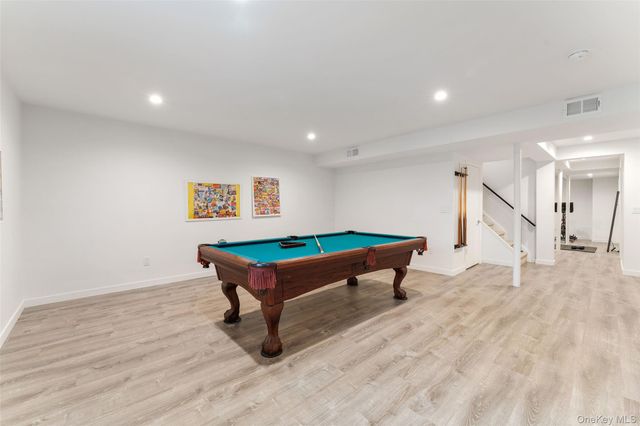 7 Windsong Road, Ardsley, NY 10502