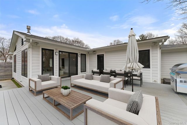 7 Windsong Road, Ardsley, NY 10502