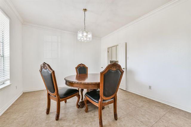 4113 Oak Point Drive, Pearland, TX 77581