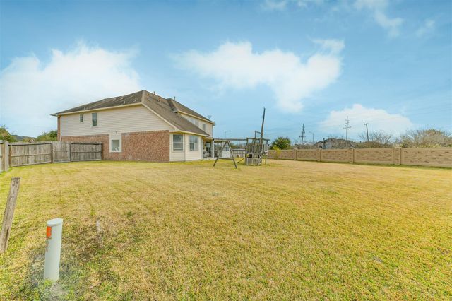 4113 Oak Point Drive, Pearland, TX 77581