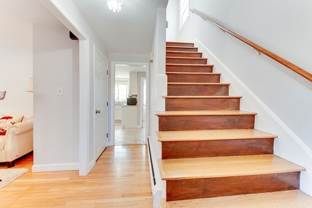 356 Quarry St, Quincy, MA 02169