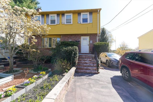356 Quarry St, Quincy, MA 02169