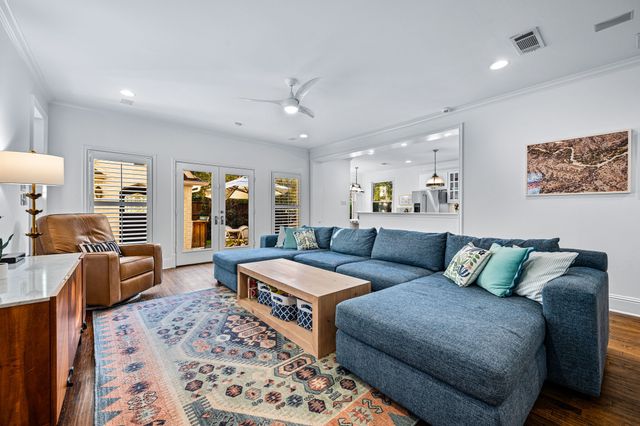 5338 Mercedes Avenue, Dallas, TX 75206