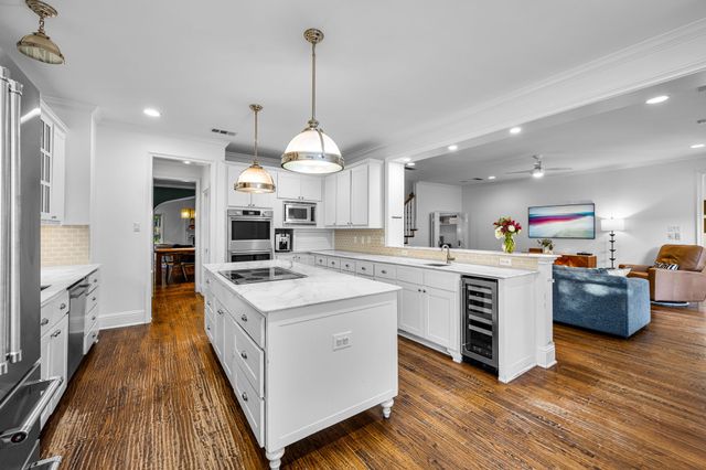 5338 Mercedes Avenue, Dallas, TX 75206