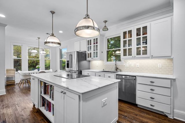 5338 Mercedes Avenue, Dallas, TX 75206