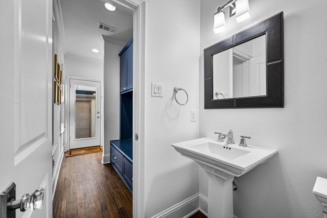 5338 Mercedes Avenue, Dallas, TX 75206