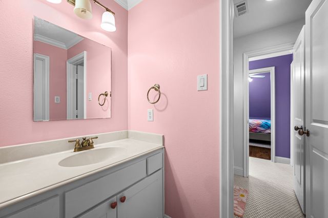 5338 Mercedes Avenue, Dallas, TX 75206