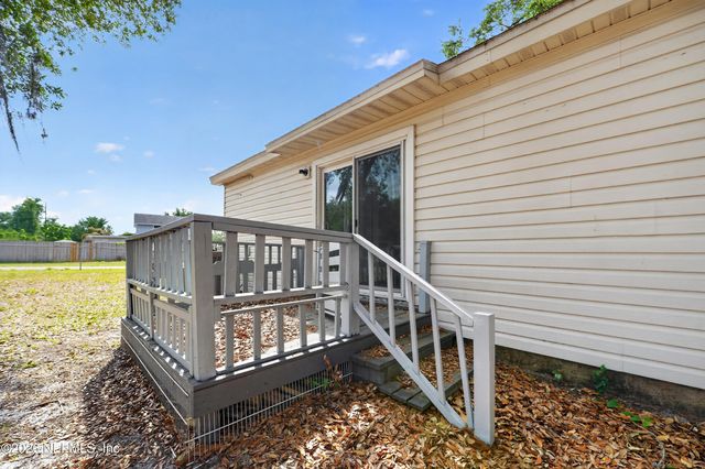 7807 KNOLL Drive N, Jacksonville, FL 32221