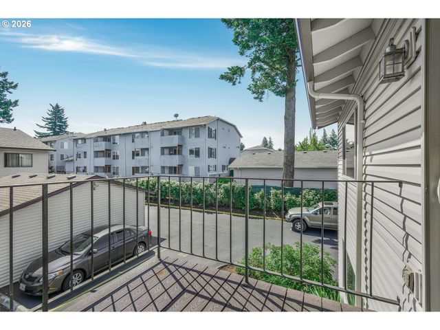 12510 Se STARK St, Portland, OR 97233