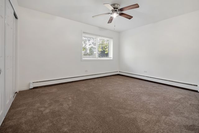 2214 S Goebbert Road 178, Arlington Heights, IL 60005