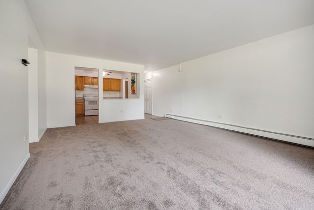 2214 S Goebbert Road 178, Arlington Heights, IL 60005
