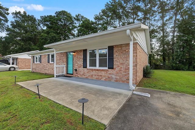 5660 Dogwood Circle, Myrtle Beach, SC 29588