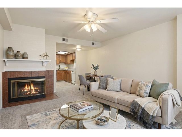 1885 S Quebec Way A18, Denver, CO 80231