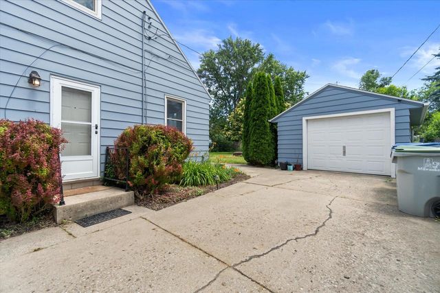 3800 N 74th STREET, Milwaukee, WI 53216