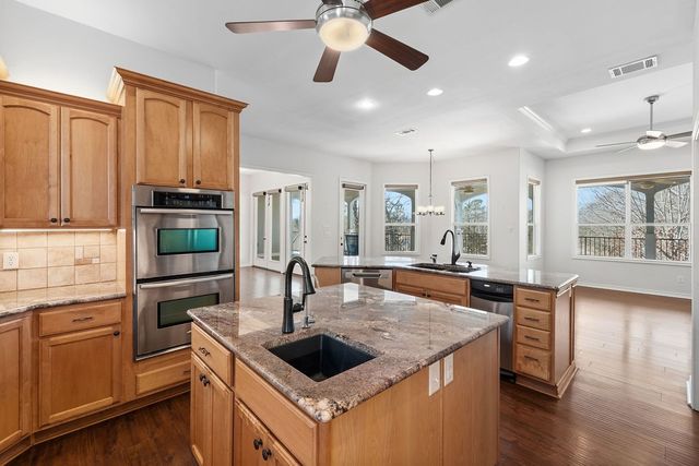 7031 Ridge Place Circle, Tyler, TX 75703