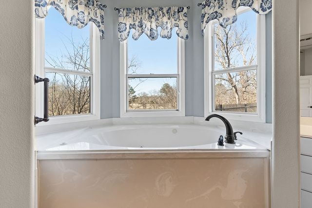 7031 Ridge Place Circle, Tyler, TX 75703