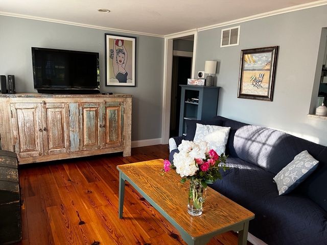 42 Partridge Cir, Brewster, MA 02631