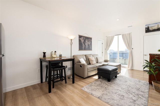 5702 Central Park Boulevard 306, Denver, CO 80238