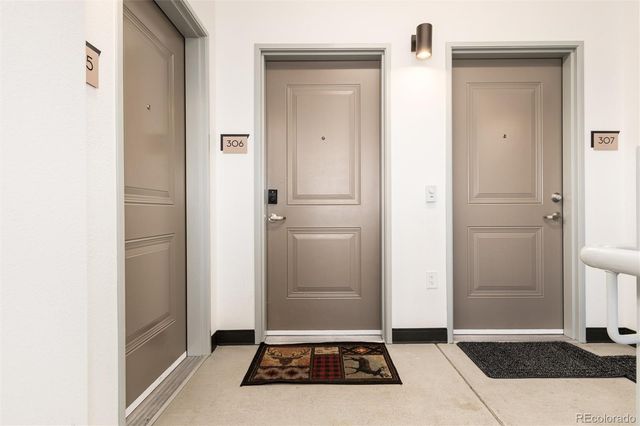 5702 Central Park Boulevard 306, Denver, CO 80238