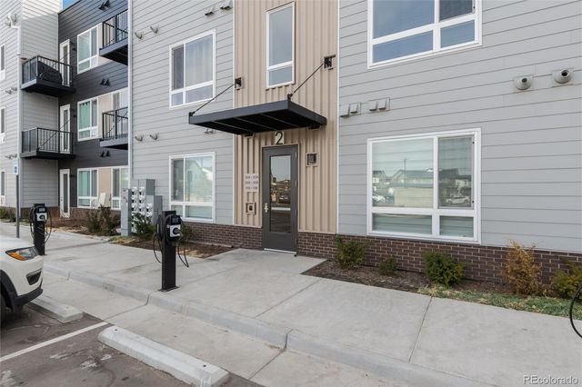 5702 Central Park Boulevard 306, Denver, CO 80238