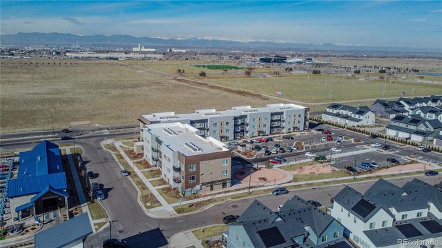 5702 Central Park Boulevard 306, Denver, CO 80238