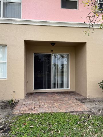 1510 Seminole Palms Drive, Greenacres, FL 33463