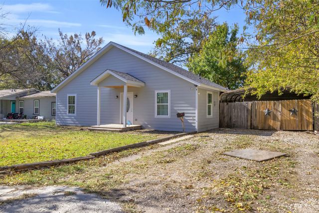 929 Hall Street, Lancaster, TX 75146