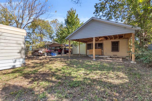 929 Hall Street, Lancaster, TX 75146