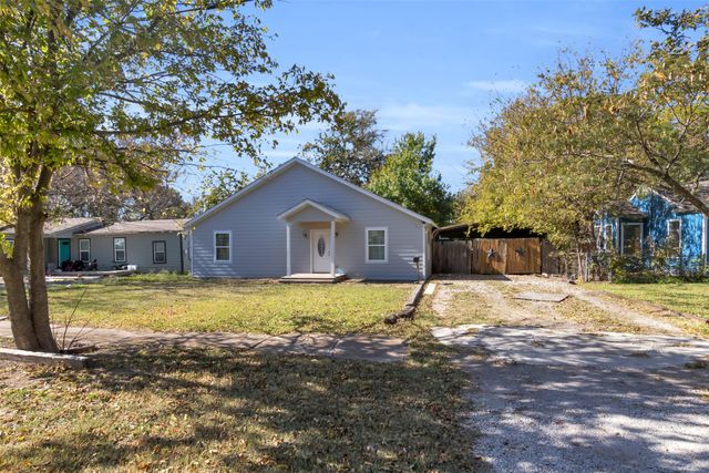 929 Hall Street, Lancaster, TX 75146
