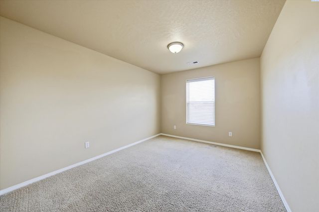 6416 Three Rivers Dr, Pasco, WA 99301