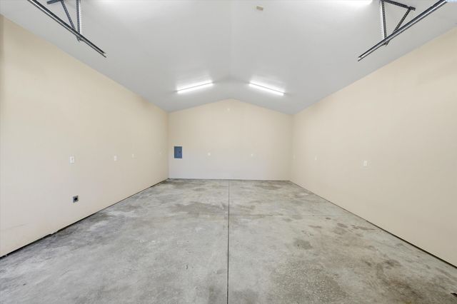 6416 Three Rivers Dr, Pasco, WA 99301