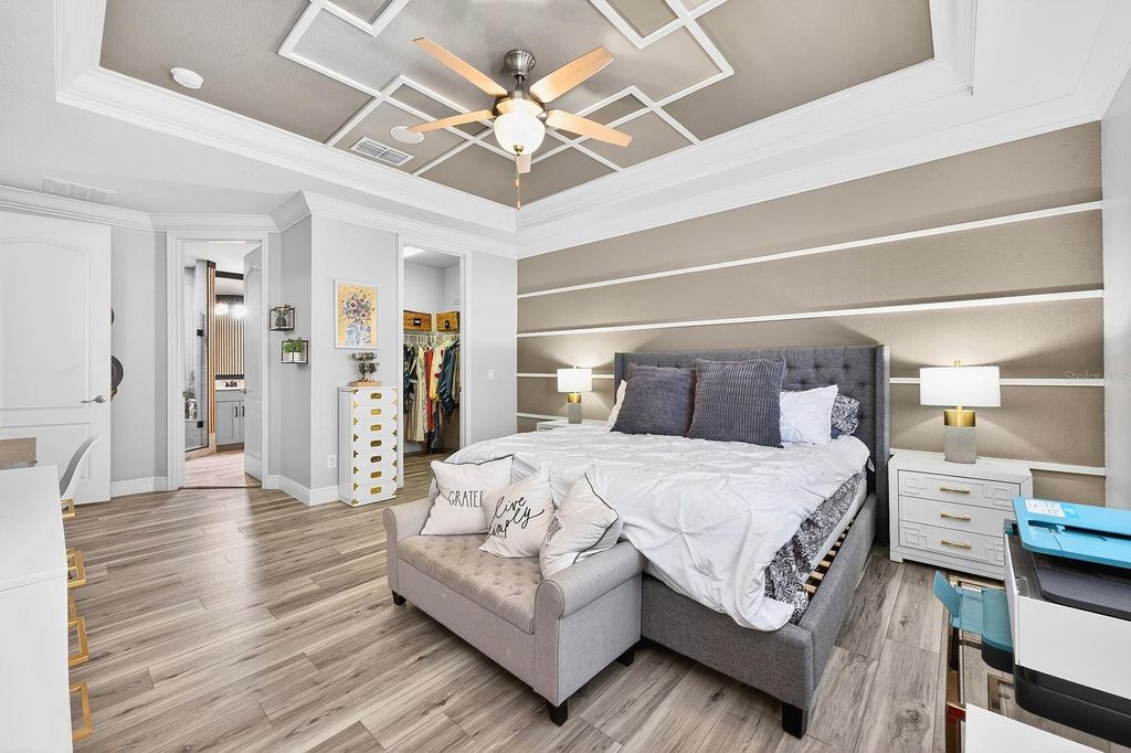 Image 14 of property listing at 10403 BELFRY CIRCLE, Orlando, FL 32832