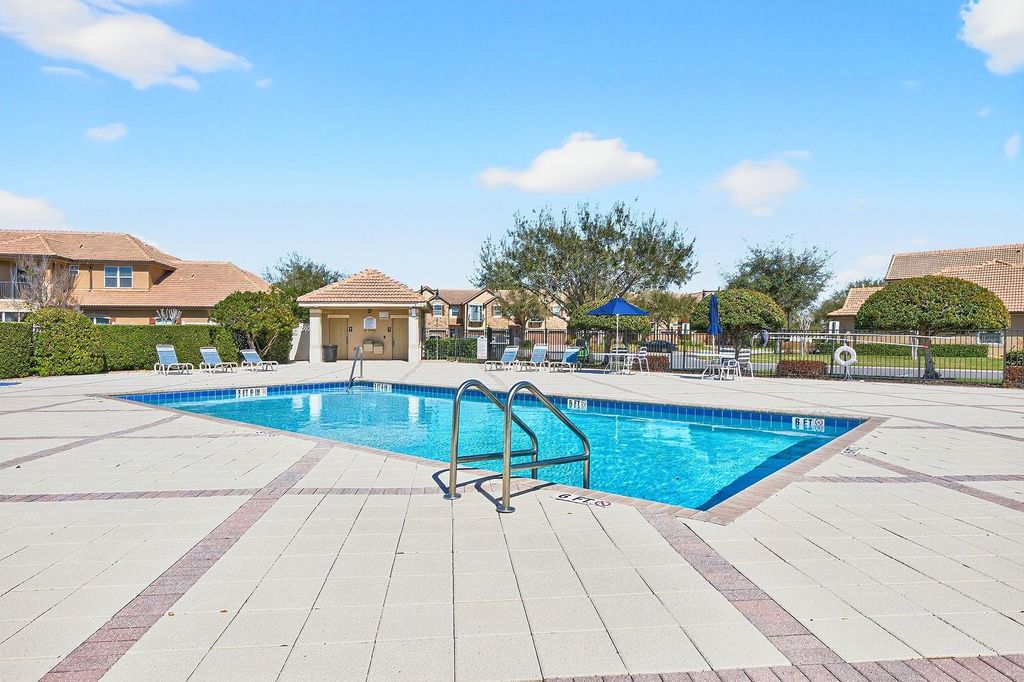 Image 29 of property listing at 10403 BELFRY CIRCLE, Orlando, FL 32832