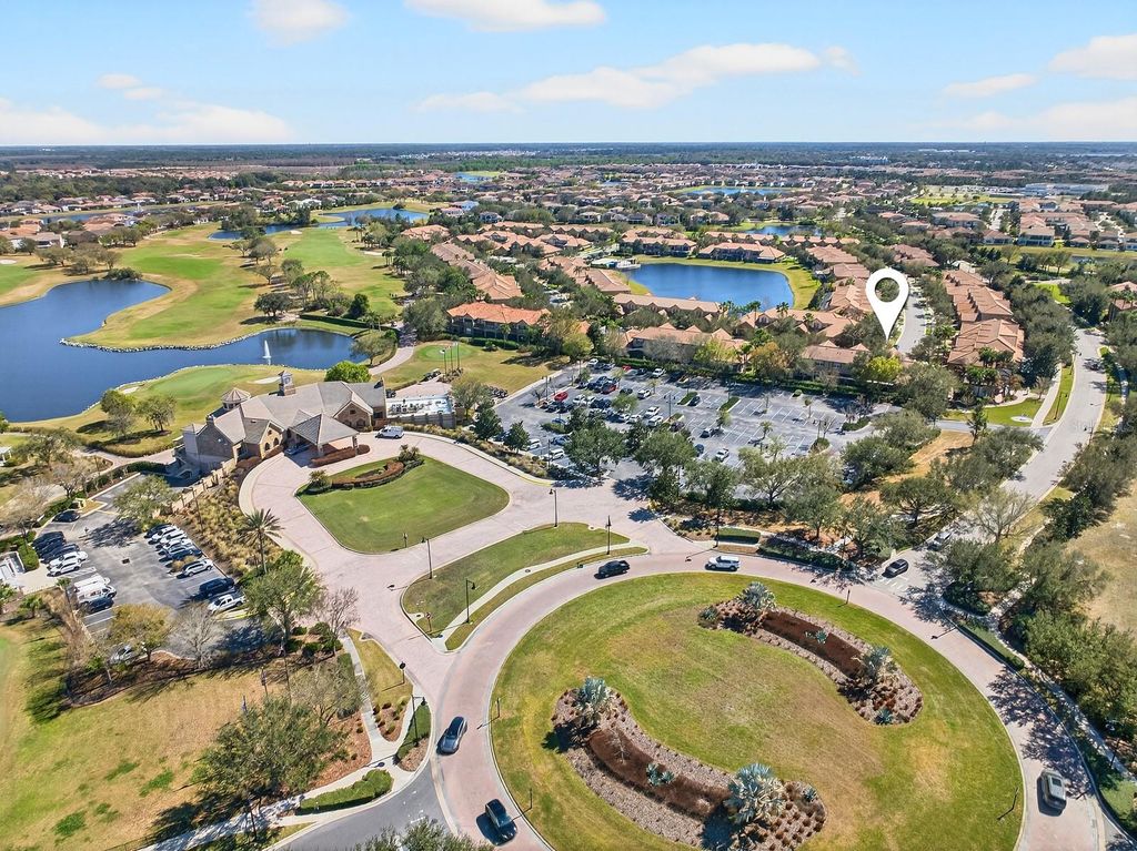 Image 31 of property listing at 10403 BELFRY CIRCLE, Orlando, FL 32832