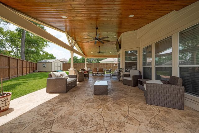 723 Pine Thicket Court, Spring, TX 77373