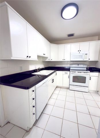 6616 AUBURN AVENUE, Bradenton, FL 34207