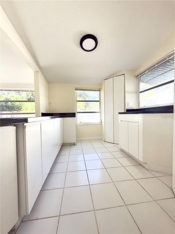 6616 AUBURN AVENUE, Bradenton, FL 34207