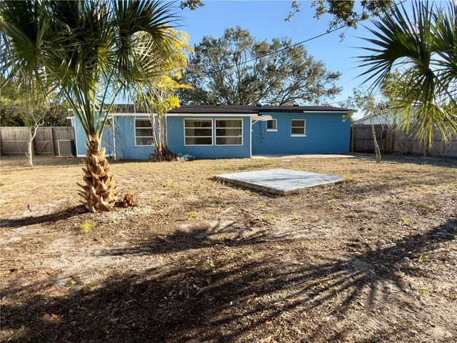 6616 AUBURN AVENUE, Bradenton, FL 34207