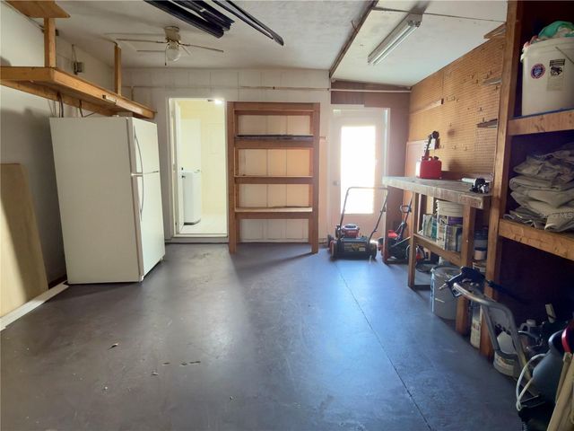 6616 AUBURN AVENUE, Bradenton, FL 34207