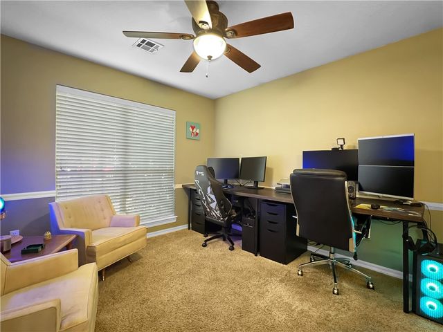 2803 Amberwood Street, Springdale, AR 72762