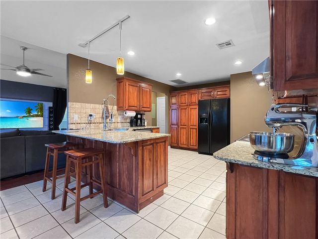 2803 Amberwood Street, Springdale, AR 72762
