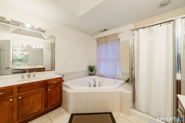 9 Gettysburg Road 9, Southbury, CT 06488